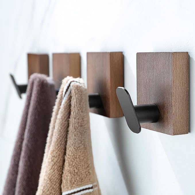 Bathroom Hardware & Fixtures
