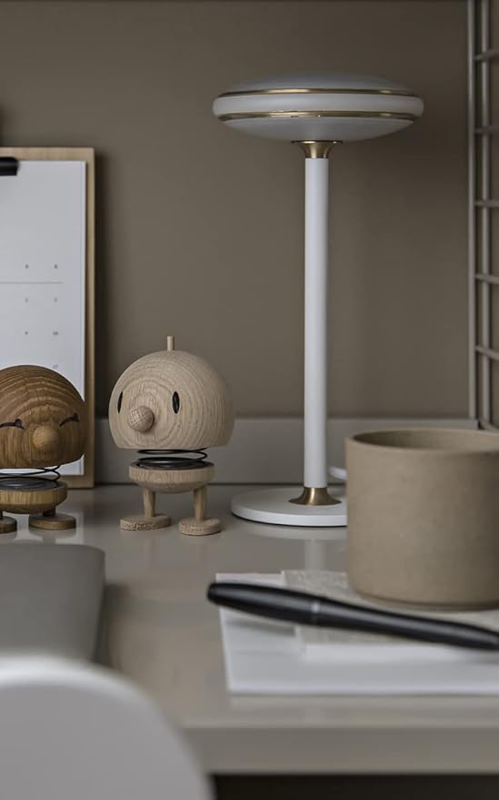 Hoptimist - Scandinavian Design - Wooden Bumble (Black Stained Oak, H: 13.5 cm x D: 10 cm)