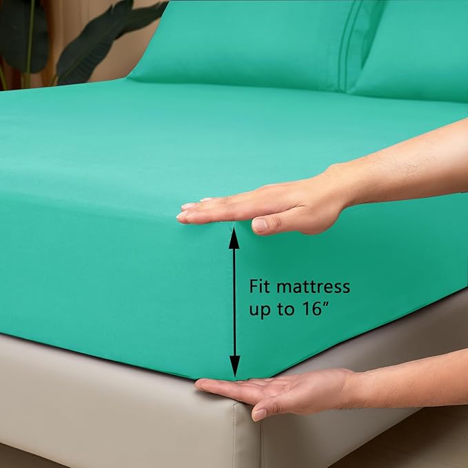 Mejoroom King Size Bed Sheet Set - Hotel Luxury 1800 Bedding Sheets & Pillowcases - 16" Deep Pocket Fitted Sheet, Soft, Breathable, Wrinkle & Fade Resistant - 4 Piece(King, Mint)