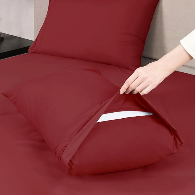 Mejoroom Queen Size Sheet Set - Hotel Luxury 1800 Bedding Sheets & Pillowcases - Deep Pocket Fitted Sheet, Soft, Breathable, Wrinkle & Fade Resistant - 4 Piece (Queen, Burgundy)