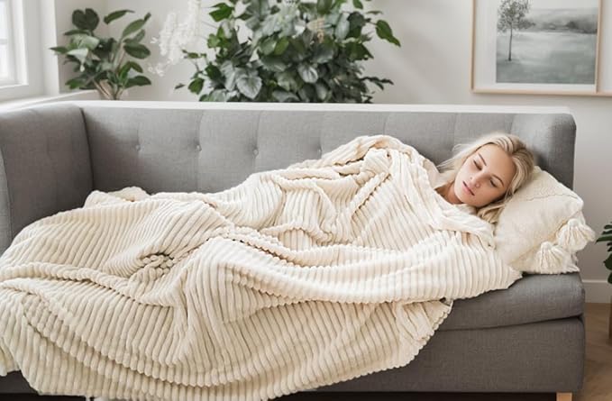 Cuddly Blanket King Size, Fluffy Fleece Blanket, Warm and Soft Blanket with Striped Pattern for King Calking Bed, 90x108 Inches,Cream