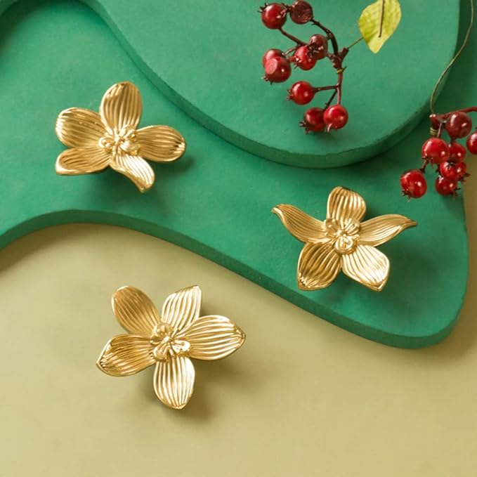 Petal Knobs Brushed Gold Cabinet Knobs, Dresser Drawers Knob Cute Handle Hardware Door Knobs, 8 Pack