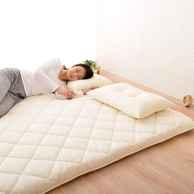 EMOOR Japanese Futon Mattress CLASSE King Made in Japan White, Foldable Floor Sleeping Bed Tatami Mat