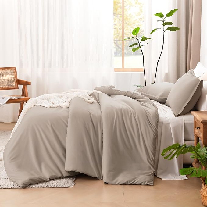 Litanika Light Coffee Comforter Full Size, 3 Pieces Lightweight Solid Bedding Set, All Season Fluffy Bed Set (79x90In Comforter & 2 Pillowcases)