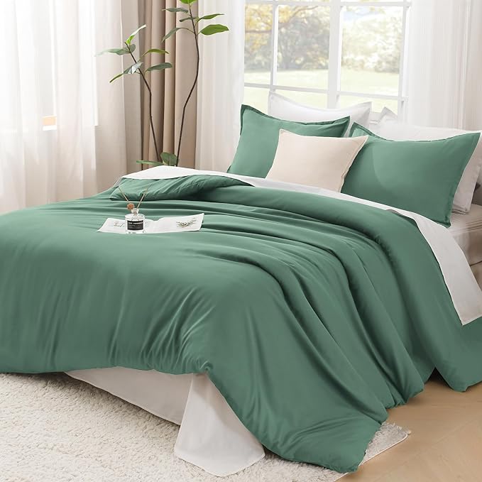 Litanika Comforters King Size Haze Green, 3 Pieces Lightweight Solid Bedding Set & Collections, All Season Fluffy Bed Set (104x90 Inches Comforter & 2 Pillowcases)