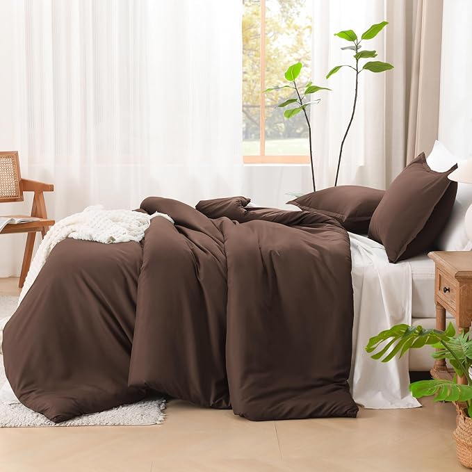 Litanika Brown Comforter Set Full Size, 3 Pieces Lightweight Solid Bedding Comforter Set, All Season Fluffy Bed Set (79x90In Comforter & 2 Pillowcases)