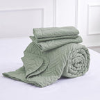Love's cabin California King Size Quilt Bedding Set Sage Bedspread - Cal King Summer Lightweight Bedspread Comforter - Wave Pattern Coverlet for All Season - 3 Pieces (1 Quilt, 2 Pillow Shams)
