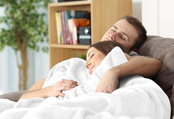 Utopia Bedding Fleece Blanket Queen Size White 300GSM Luxury Anti-Static Fuzzy Soft Microfiber Bed Blanket (90x90 Inch)