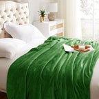 KMUSET Fleece Blanket Twin Size Emerald Lightweight Super Soft Cozy Luxury Bed Blanket Microfiber