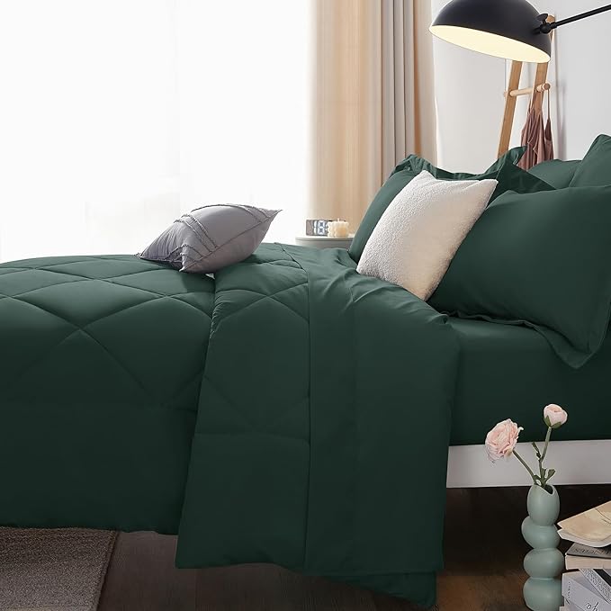 CozyLux Full Size Comforter Sets Forest Green - 7 Pieces Bed in a Bag Full, Luxury Soft Bed Set for All Seasons, Bedding Set with Down Alternative Comforter, Sheets, Pillowcases & Shams