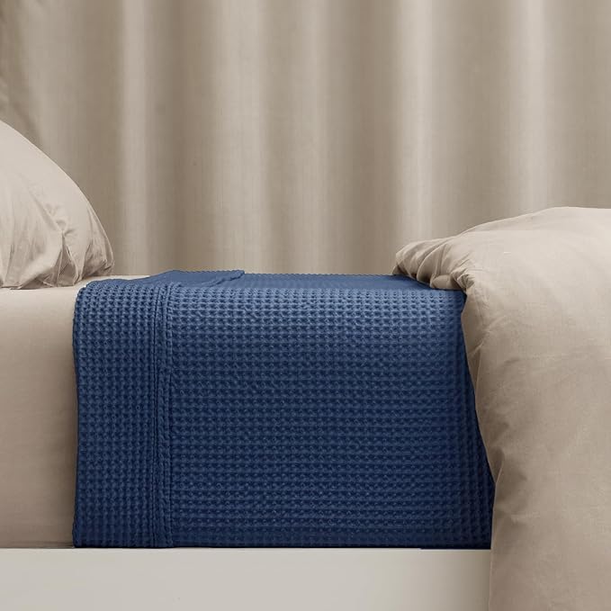 PHF 100% Cotton Waffle Weave Blanket Twin Size for Bed,Snag Proof Lightweight Breathable Throw for Couch,Machine Washable,Great for Layering in Cold Weather,Home Decor Gift-Navy Blue/Bright Blue
