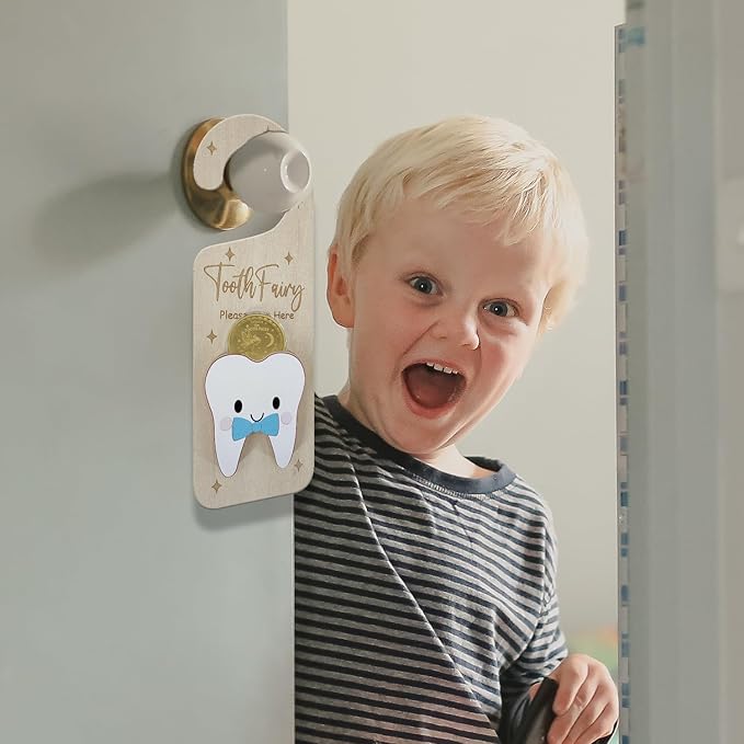 PAMBO Tooth Fairy Door Hanger, Wooden Tooth Fairy Money Holder with Tooth Coins for Lost Tooth Kids Gifts (Blue)