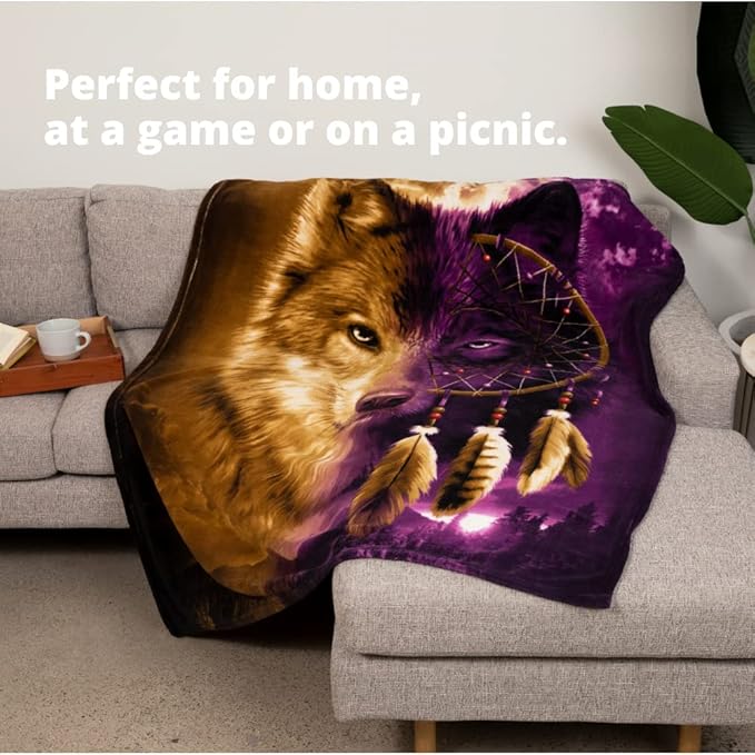 Dawhud Direct Wolf Dreamcatcher Fleece Blanket - 50x60 Inches Soft Plush Throw for Kids and Adults - Cozy Wolves Blanket for Bed, Couch, or Outdoor Use - Machine Washable, Warm Wolf-Themed Decor