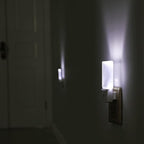 DEWENWILS Plug in LED Night Light with Light Sensor, Dusk to Dawn, Kids Nightlight for Nursery, Bathroom, Hallway, Bedroom, Cool White Light, Flat Clear Design, UL Listed, 4 Pack