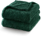 Exclusivo Mezcla Plush Fuzzy Fleece Bed Blanket King Size, Super Soft, Fluffy and Warm Blankets, Suitable for All Seasons (Forest Green, 90x104 Inches)