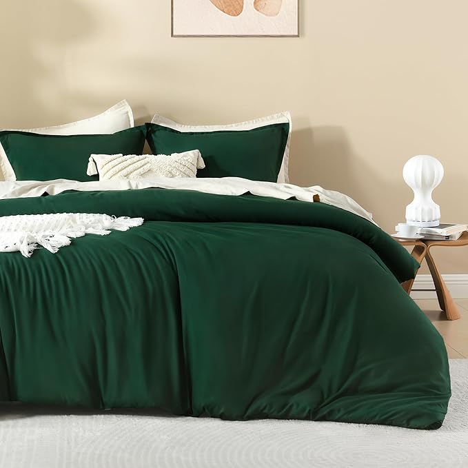 Litanika Dark Emerald Green King Comforter Set, 3 Pieces Solid Forest Bedding Set, All Season Fluffy Bed Set (104x90In Comforter & 2 Pillowcases)