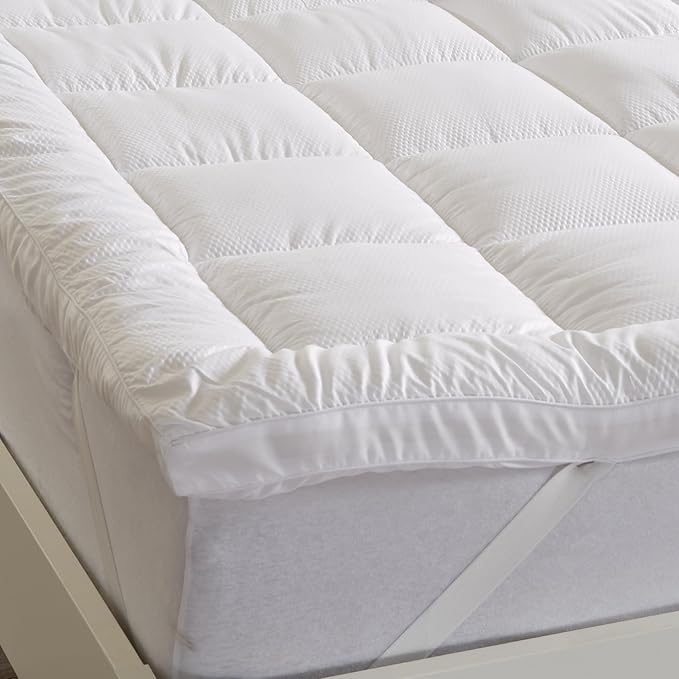 Great Bay Home Full Mattress Topper. Thick, Elastic Corner Mattress Protector and Cover. Ultra-Soft Pillowtop Mattress Pad. Fits Mattresses Up to 18" (Full, White)