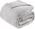Exclusivo Mezcla Fleece King Size Blanket for Bed, 90x104 Inches Soft Cozy Jacquard Flannel Blankets, Lightweight Fuzzy Plush Warm for Winter, Light Grey
