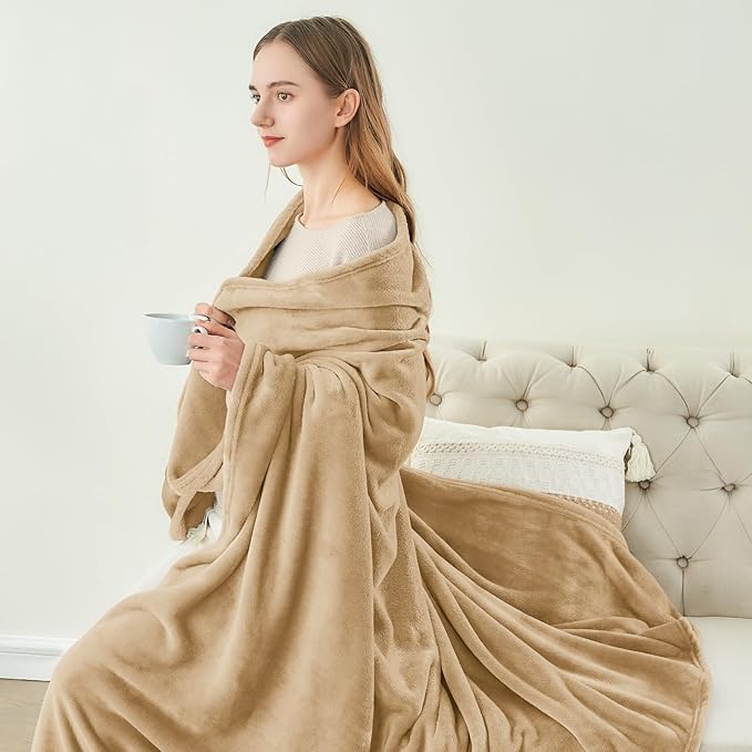 BEDELITE Fleece Blanket Light Camel Throw Blankets for Couch & Bed, Luxury Plush Cozy Fuzzy Blanket 50" x 60", Super Soft Warm Lightweight Throw Blanket for Travel Camping