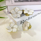 4 pcs Kitchen Handle Petal Knob Hand Zinc Alloy Single Hole Knob Inlaid Rhinestone Hand Handle for Cabinets,Drawers, Wardrobes Furniture Decoration(White)