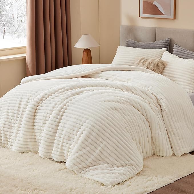 BEDELITE Fleece California King Comforter Set -Super Soft & Warm Fluffy Cream White Bedding, Luxury Fuzzy Heavy Bed Set for Winter with 2 Pillow Cases