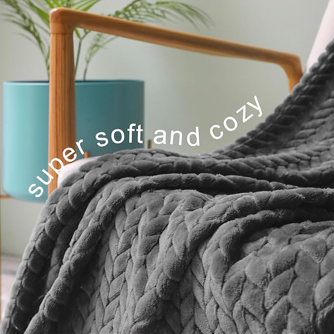 Exclusivo Mezcla Fleece Twin Size Blanket for Bed, 90x66 Inches Soft Cozy Jacquard Flannel Blankets, Lightweight Fuzzy Plush Warm for Winter, Dark Grey