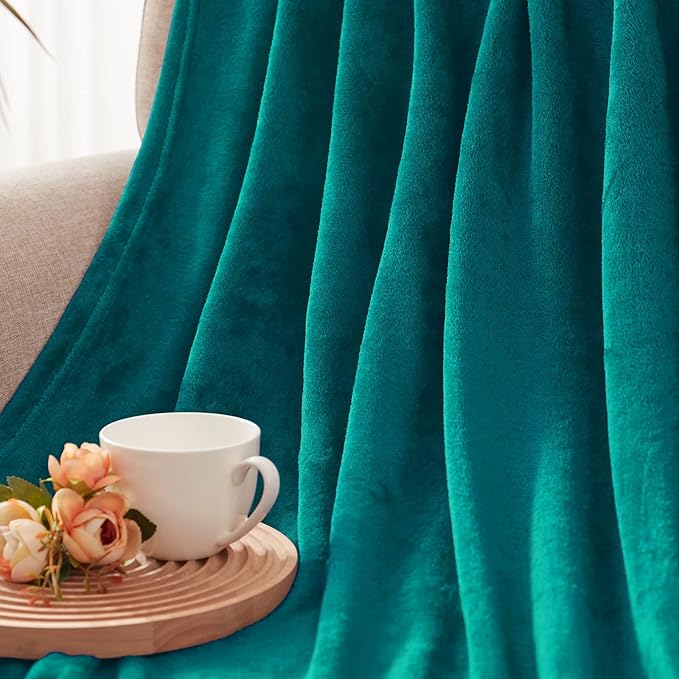 Exclusivo Mezcla Fleece Throw Blanket for Couch, Sofa, 300GSM Super Soft and Warm Blankets, Teal Throw All Season Use, Cozy, Plush, Lightweight, 50x60 Inches