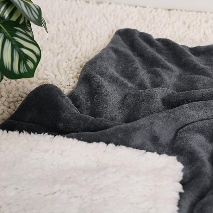 NANPIPER Baby Sherpa Blanket,Warm Toddler Throw Blanket,Soft Newborn Fleece Blanket for Winter (Grey,30x40 inches)