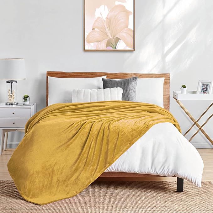 Walensee Fleece Blanket Plush Throw Fuzzy Lightweight (Queen Size 90x90 Honey Gold) Super Soft Microfiber Flannel Blankets for Couch, Bed, Sofa Ultra Luxurious Warm and Cozy for All Seasons