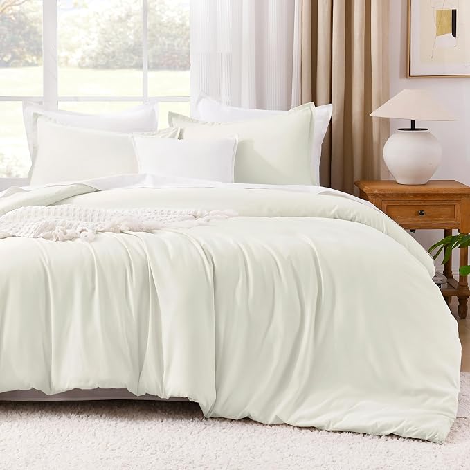 Litanika Oversized King Comforters Ivory Super King Plus Size, 3 Pieces Lightweight Solid Bedding Comforter Set, All Season Fluffy Bed Set (128x120In Comforter & 2 Pillowcases)