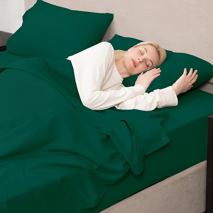 Mejoroom Twin Sheet Set - Hotel Collection Twin Sheets - Bedding Sheets & Pillowcases with Deep Pocket Fitted Sheet, Breathable, Wrinkle & Fade Resistant - 3 Piece(Emerald Green)