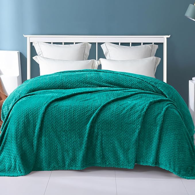 Exclusivo Mezcla Fleece King Size Blanket for Bed, 90x104 Inches Soft Cozy Jacquard Flannel Blankets, Lightweight Fuzzy Plush Warm for Winter, Teal