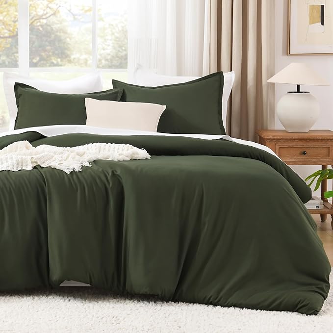 Litanika Comforters Olive Green Oversized King Size, 3 Pieces Lightweight Solid Bedding Comforter Set, All Season Fluffy Bed Set (120x98In Comforter & 2 Pillowcases)