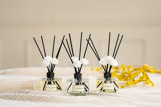 CULTURE & NATURE Reed Diffuser Set 6.7oz (200ml) Mixed Berry Scented Diffuser with Sticks Home Fragrance Reed Diffuser for Bathroom Shelf Decor