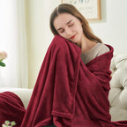 BEDELITE Fleece Blanket Burgundy Throw Blankets for Couch & Bed, Luxury Plush Cozy Fuzzy Blanket 50x60 inches, Super Soft Warm Lightweight Throw Blanket for Travel Camping