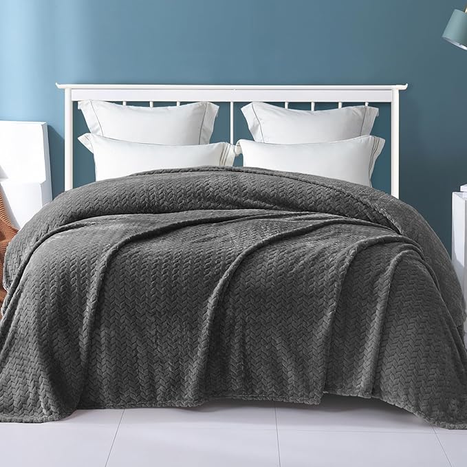 Exclusivo Mezcla Fleece Twin Size Blanket for Bed, 90x66 Inches Soft Cozy Jacquard Flannel Blankets, Lightweight Fuzzy Plush Warm for Winter, Dark Grey