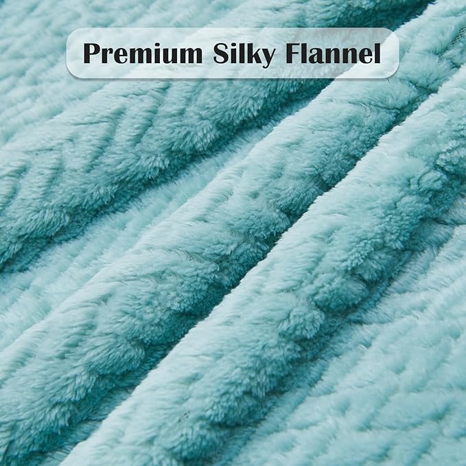 NEWCOSPLAY Super Soft King Blanket Mint Green Premium Silky Flannel Fleece Leaves Pattern Lightweight Bed Blanket All Season Use (Mint Green, King(90"x110"))