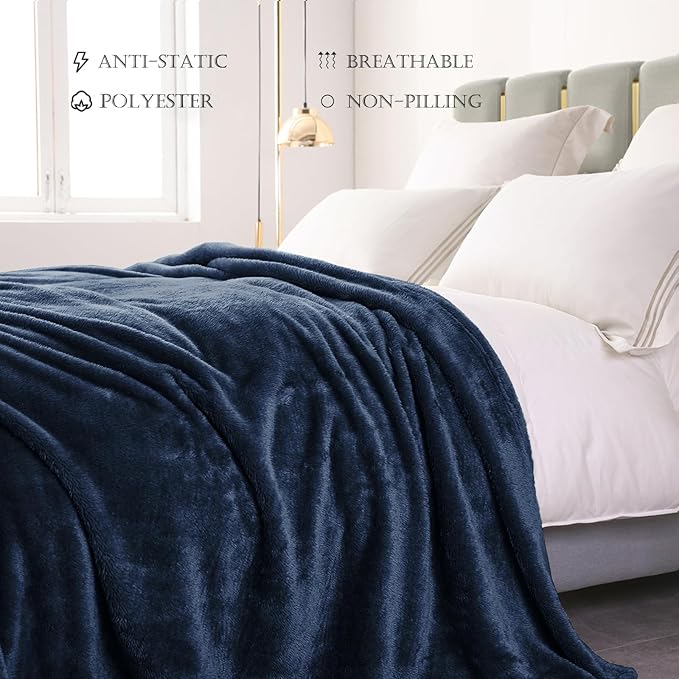 Exclusivo Mezcla Plush Fuzzy Fleece Bed Blanket King Size, Super Soft, Fluffy and Warm Blankets, Suitable for All Seasons (Navy Blue, 90x104 Inches)