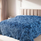 Richave Twin Size Blanket, Premium Lightweight Anti-Static 66x90 Inches 3D Clouds Stylish Jacquard Velvet Plush Bed Blanket for Twin XL Extra Long Bed, Tie-dye Stone Blue