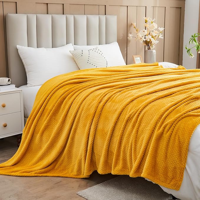 NEWCOSPLAY Super Soft King Blanket Mustard Yellow Premium Silky Flannel Fleece Leaves Pattern Lightweight Bed Blanket All Season Use (Mustard Yellow, King(90"x110"))