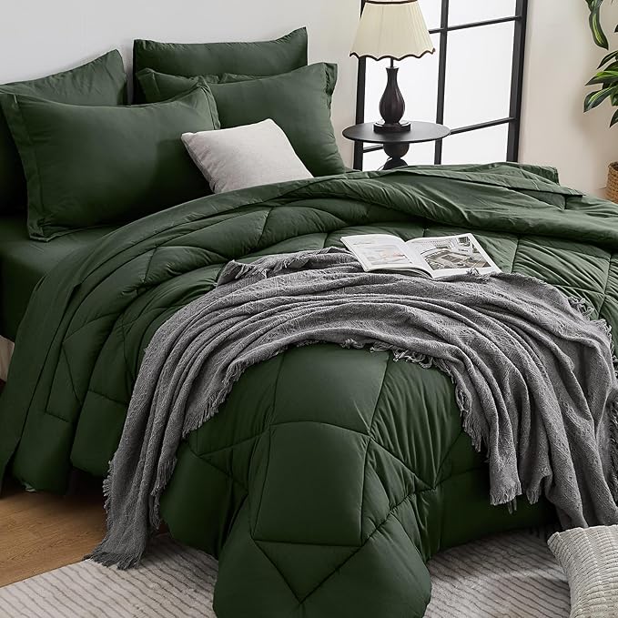 HEVUMYI Army Green Queen Comforter Set - 7-Piece All Season Bed in a Bag Queen, Ultra Soft Bedding Set with Comforter, Flat Sheet, Fitted Sheet, Pillowcases, Pillow Shams