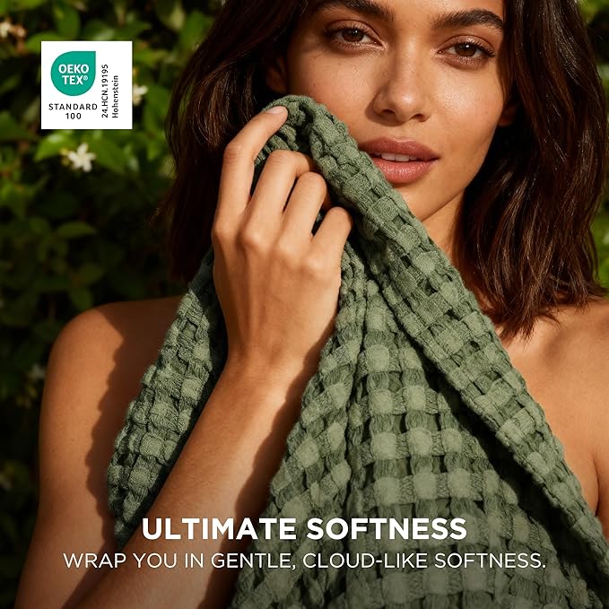 Bedsure Cooling Cotton Waffle Twin XL Blanket - Lightweight Breathable Blanket of Rayon Derived from Bamboo for Hot Sleepers, Luxury Throws for Bed, Couch and Sofa, Green, 66x90 Inches