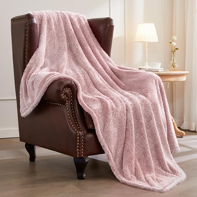 Exclusivo Mezcla Plush Fuzzy Fleece Throw Blanket Extra Large, Super Soft, Fluffy and Warm Blankets for Couch, Bed, Suitable for All Seasons (50x70 Inches, Mixed Dusty Pink)
