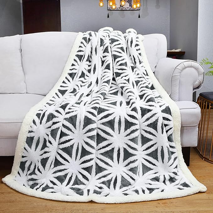 LOMAO Sherpa Fleece Blanket Fuzzy Soft Throw Blanket Dual Sided Blanket for Couch Sofa Bed (Dark Grey, 90''x110'')