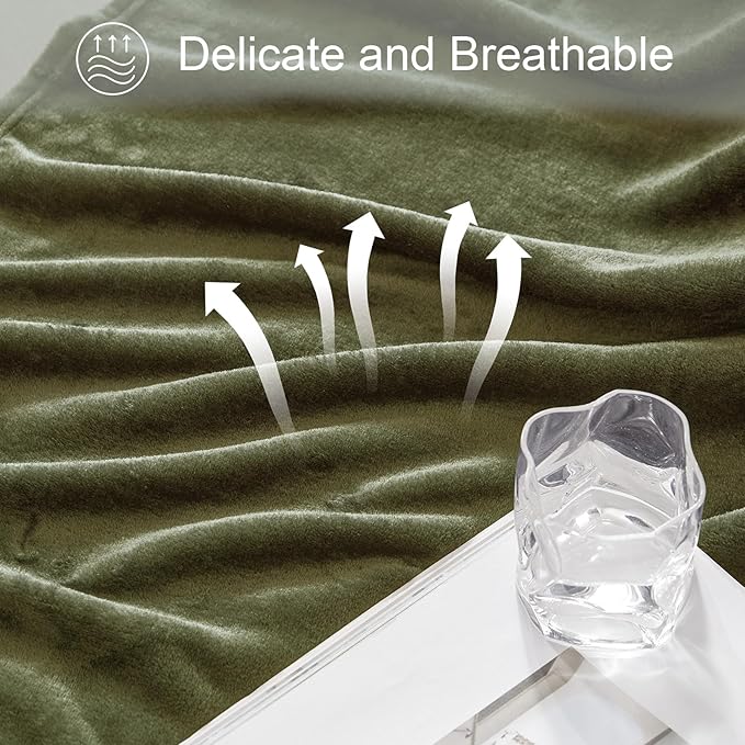 Exclusivo Mezcla Fleece Blanket Twin Size for Bed, Super Soft and Warm, All Season Use, Cozy, Plush, Lightweight, 60x80 Inches Olive Green