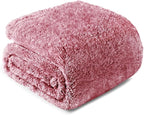 Exclusivo Mezcla Plush Fuzzy Fleece Bed Blanket King Size, Super Soft, Fluffy and Warm Blankets, Suitable for All Seasons (Mixed Deep Red, 90x104 Inches)