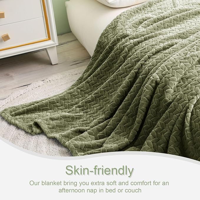 Exclusivo Mezcla Fleece Twin Size Blanket for Bed, 90x66 Inches Soft Cozy Jacquard Flannel Blankets, Lightweight Fuzzy Plush Warm for Winter, Olive Green