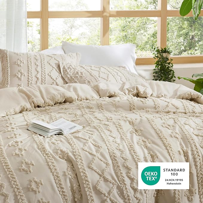 Bedsure Tufted Boho Comforter Set Queen Size - Beige Boho Bed Set, GentleSoft™ 3 Pieces Farmhouse Shabby Chic Embroidery Bedding, Gifts for Woman, Soft Jacquard Queen Comforter for All Seasons