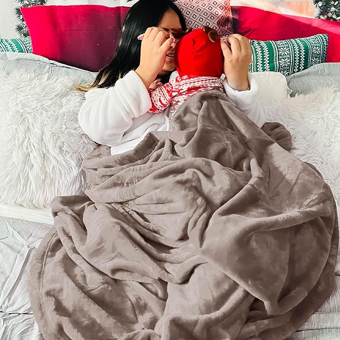 Bedsure GentleSoft Fleece Throw XL Blanket Mocha Brown - 300GSM Soft Lightweight Plush Cozy Blankets for Bed, Sofa, Couch, Travel, Camping, 50x70 inches