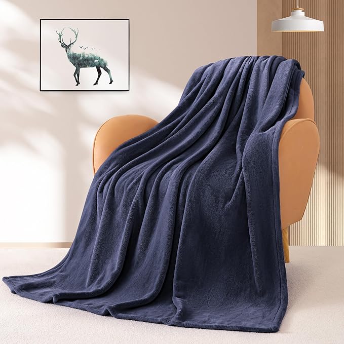 BEAUTEX Fleece Blanket King Size Super Soft Flannel Throw Blanket Lightweight Fuzzy Plush Blanket for Couch Sofa or Bed All Seasons (Navy Blue, 108" x 90")
